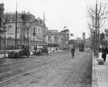 Passeig de la Bonanova, Barcelona, 1911. AGDB. Fons i autoria: Frederic Juandó Alegret.