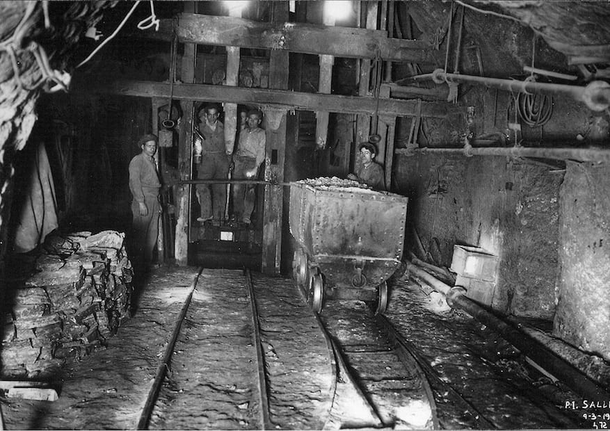 imatge Interior de la mina de Potasas Ibéricas, 1942, Sallent. Arxiu Municipal de Sallent.