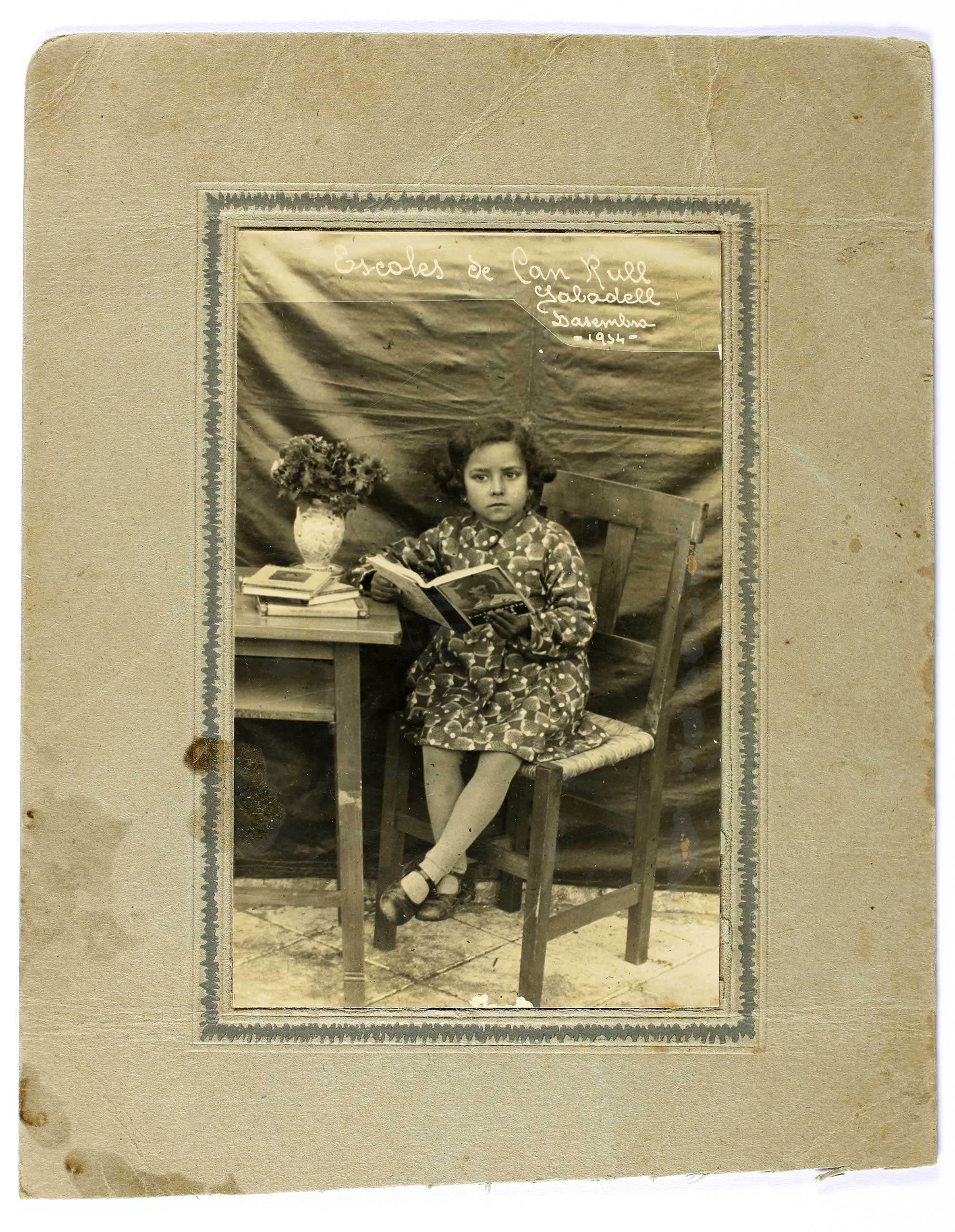 imatge Retrats d'alumnes del primer curs de l’Escola de Can Rull, desembre de 1934.