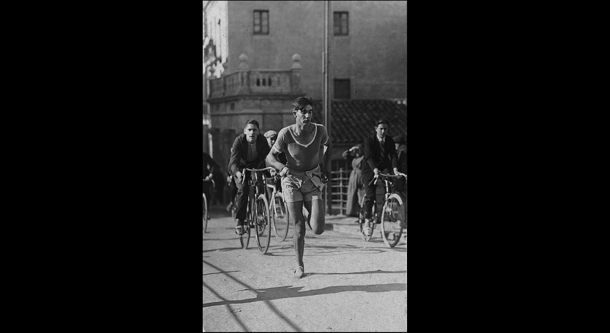 imatge Cursa de l'aplec de tardor, 1928, Sallent. Autor: desconegut. Arxiu Municipal de Sallent.