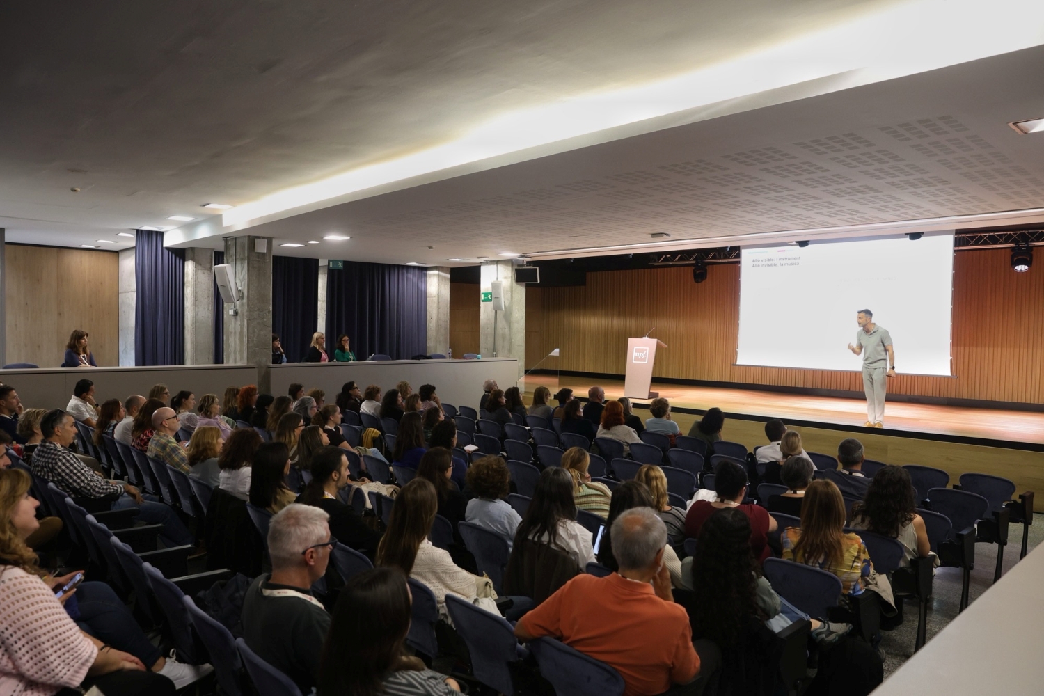 L'acte commemoratiu dels 15 anys de CuEmE ha tingut lloc a la UPF: Foto: Òscar Giralt / Diputació de Barcelona L'acte commemoratiu dels 15 anys de CuEmE ha tingut lloc a la UPF: Foto: Òscar Giralt / Diputació de Barcelona